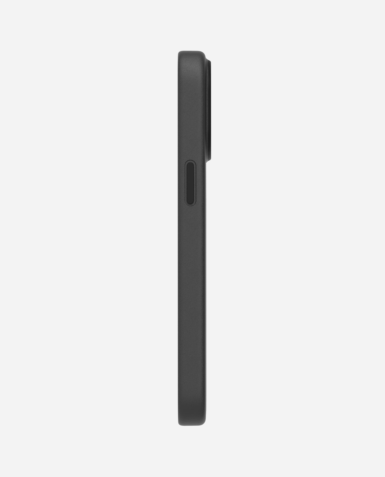 iPhone 15 case with heat dissipation and camera protection