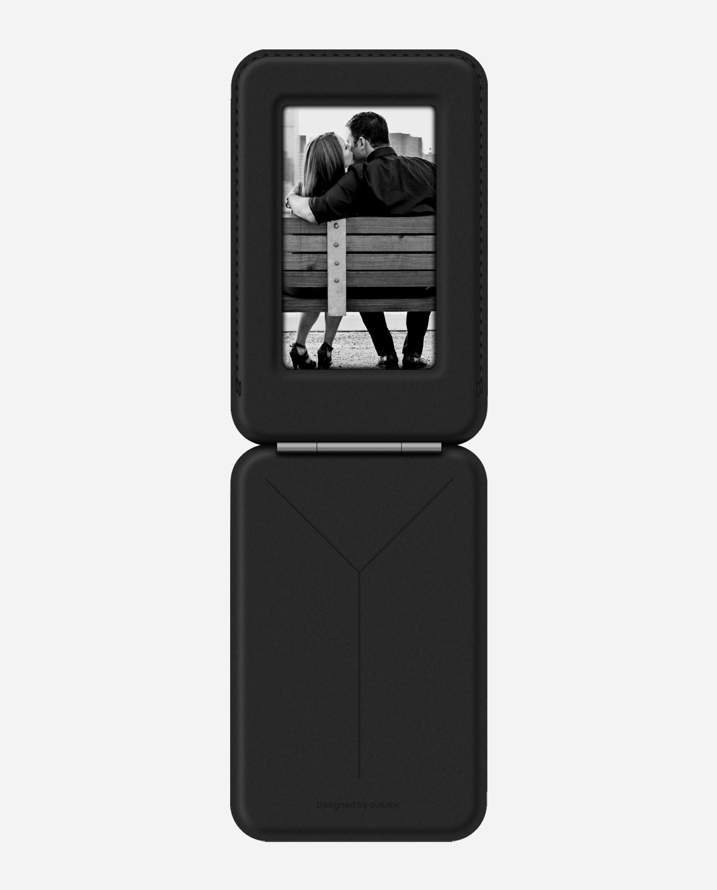 Flip open, clear window for picture and ID card