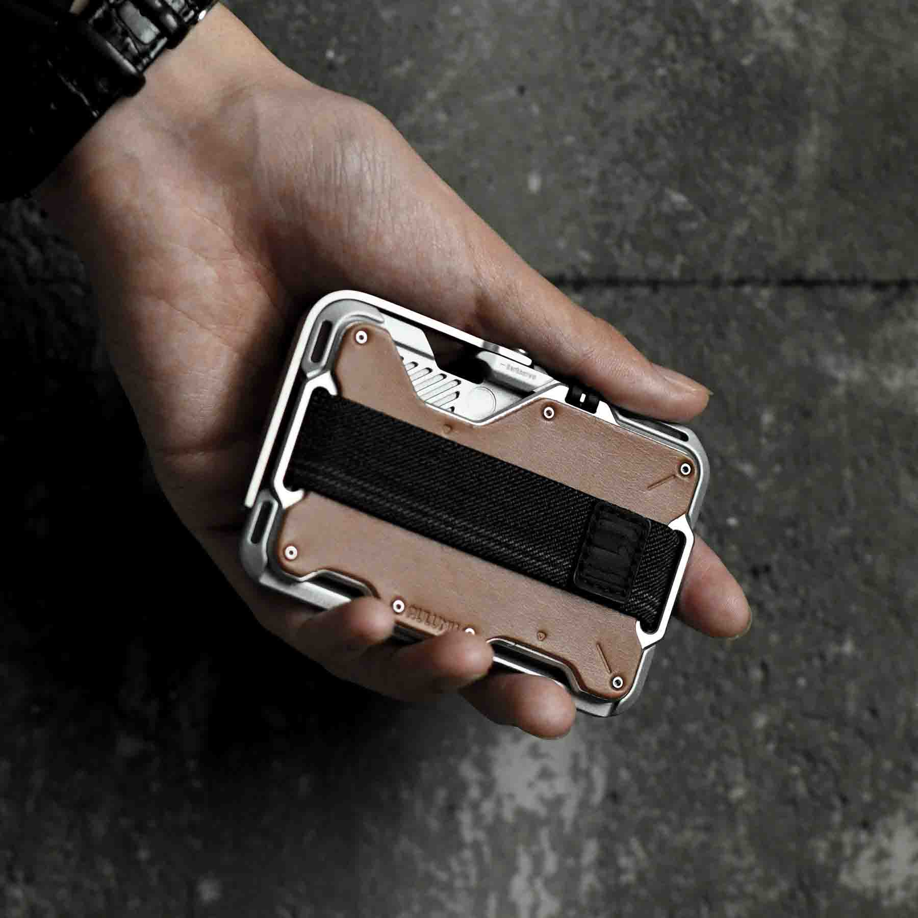 AULUMU G03 MagSafe Wallet – Metal Card Holder with Leather Cover