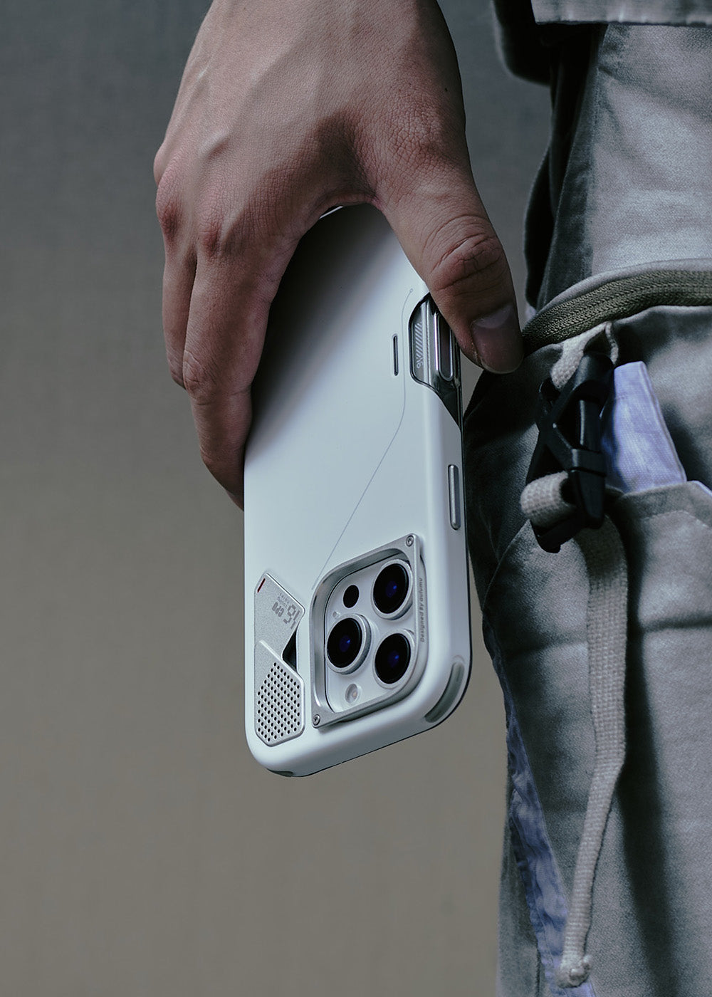 ルルあむあむ　 iPhone12Pro AULUMU | Explore Urban Tech & Future Aesthetic