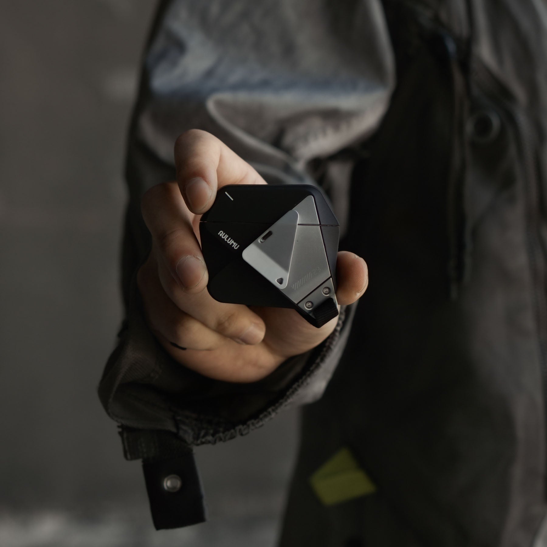 Best AirPods Cases – Protective & Stylish Covers | Aulumu