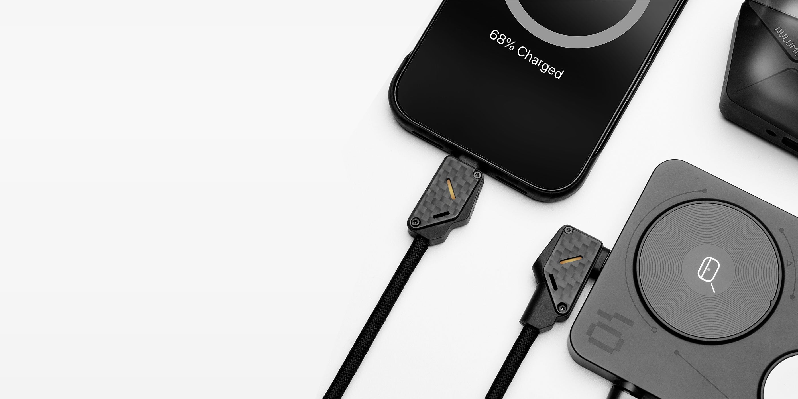 AULUMU M07 carbon fiber USB-C cable fast charging iPhone on modular wireless charger