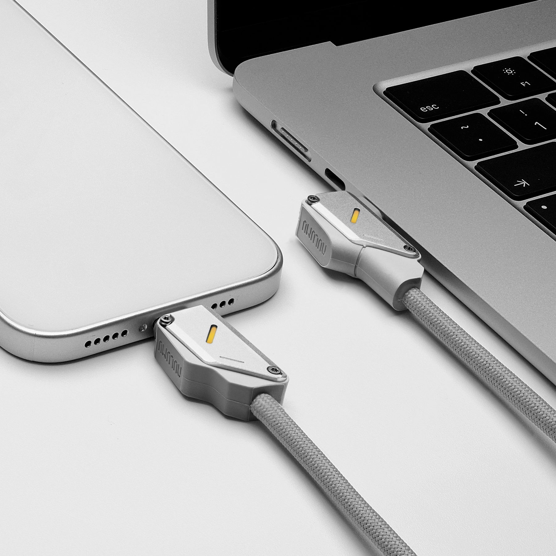 10Gbps Hi-Speed Transmission Rate