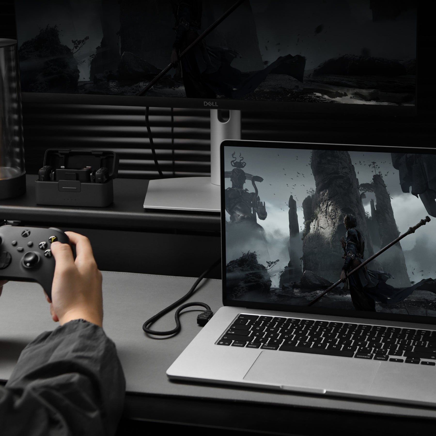 M07 USB-C cable powering a gaming laptop and external monitor for smooth 4K gameplay